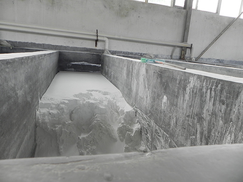 生產(chǎn)設(shè)備